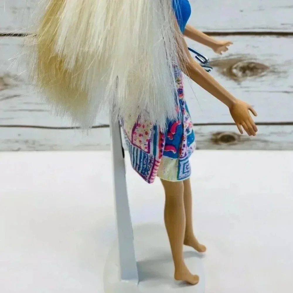 MATTEL BARBIE Blonde Hair Blue Eyes Bodysuit Skirt Outfit 12
